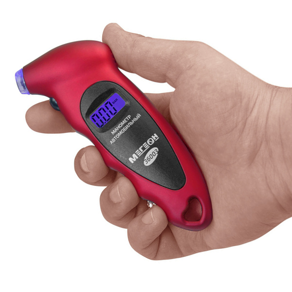 Цифровой автомобильный манометр МЕГЕОН 36003 купить по низкой цене | МАКСПРОФИТ